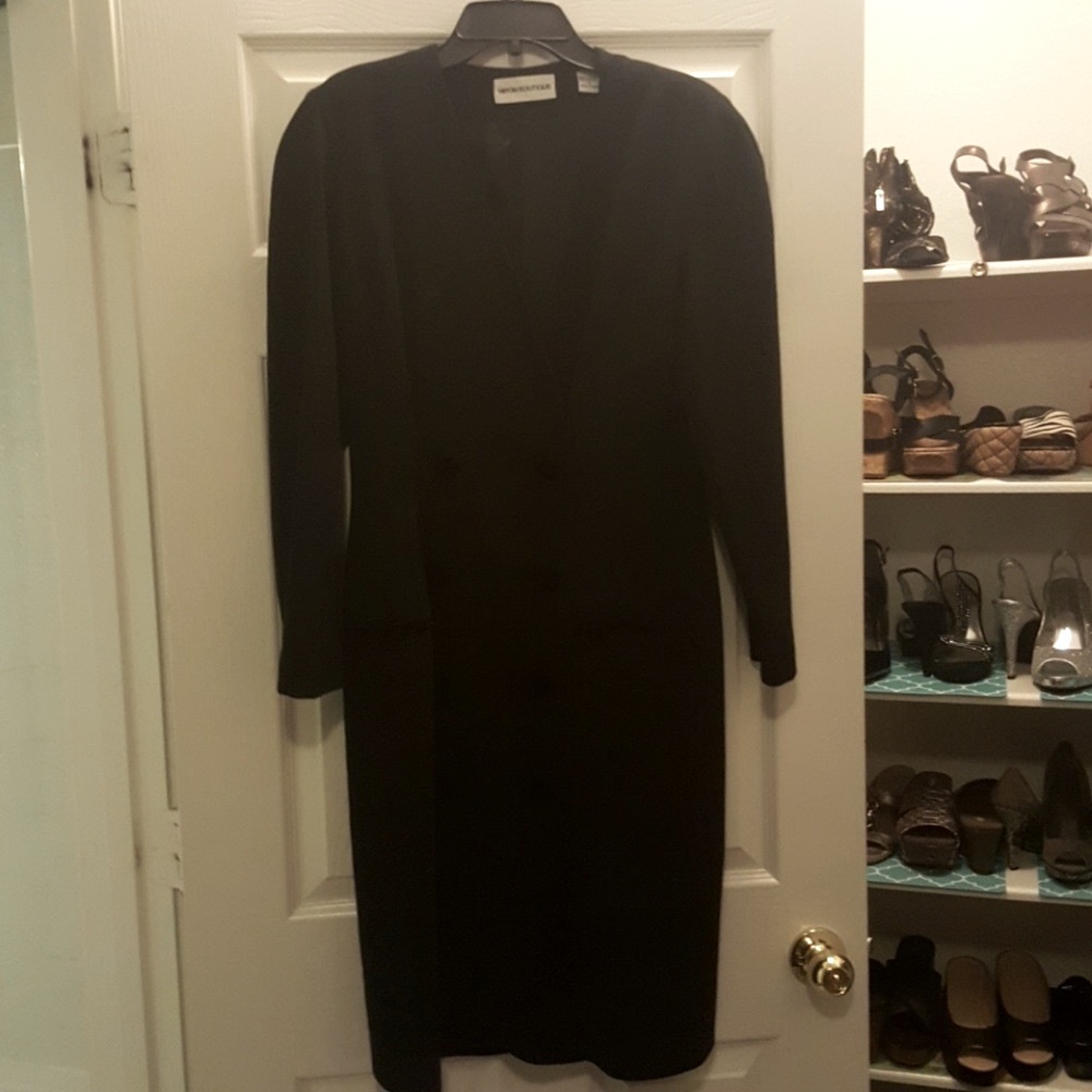 Beautiful Nipon Boutique dress